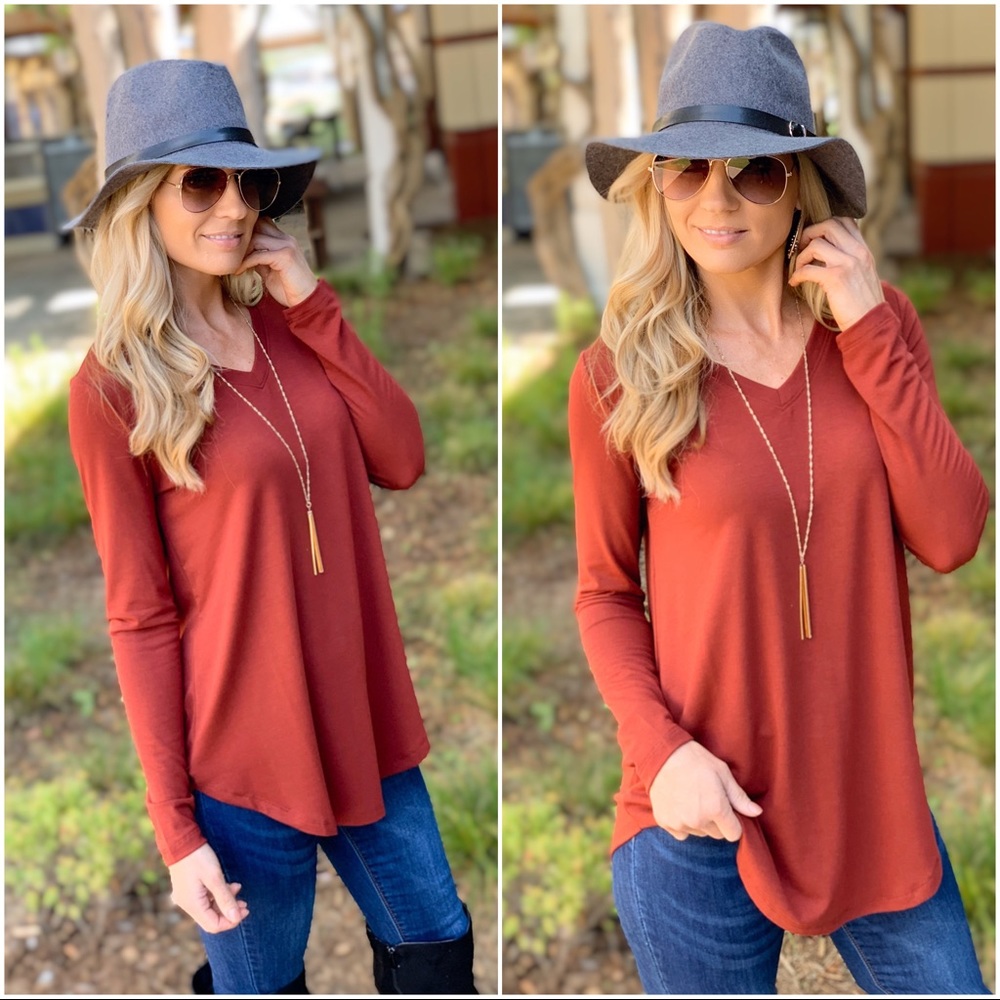 ✨LAST ONE✨Brick long sleeve v neck - Picture 3 of 4